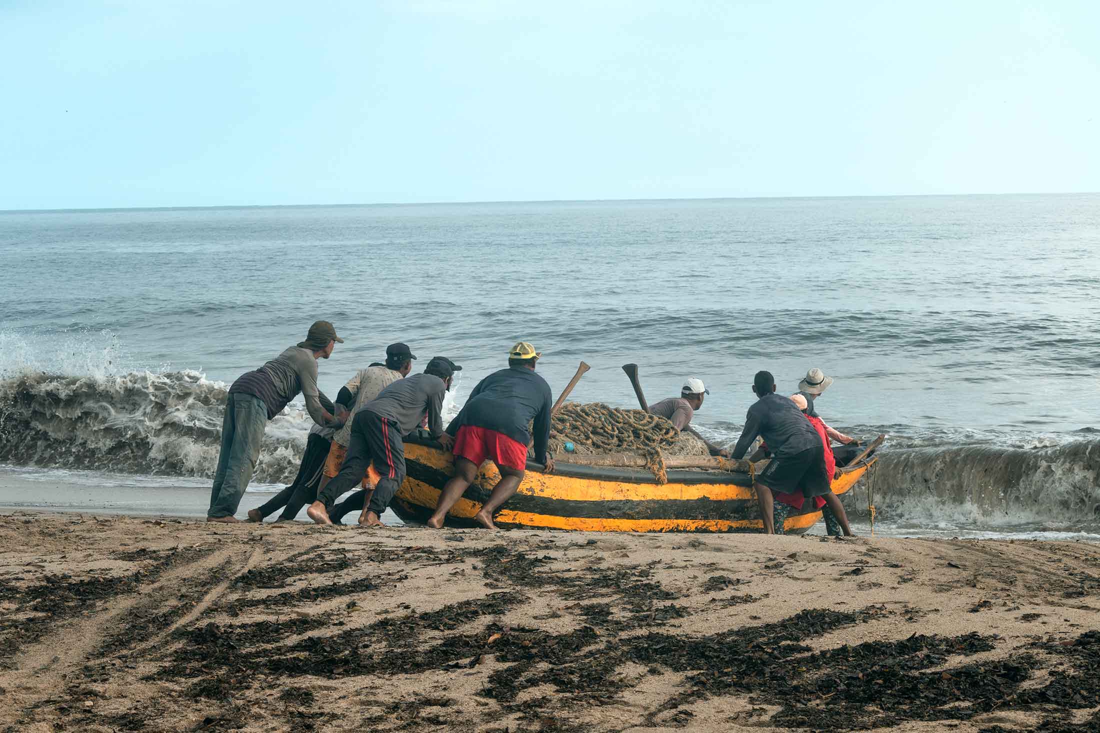 playa-maria-palomino-pescadores