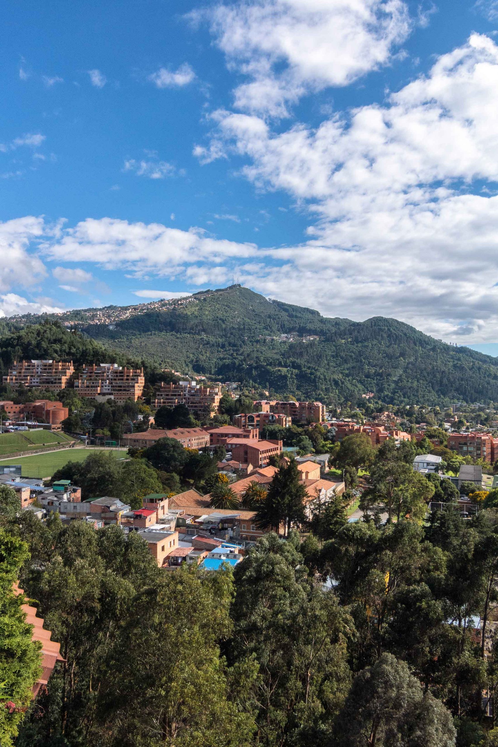 cerros-de-los-alpes-bogota