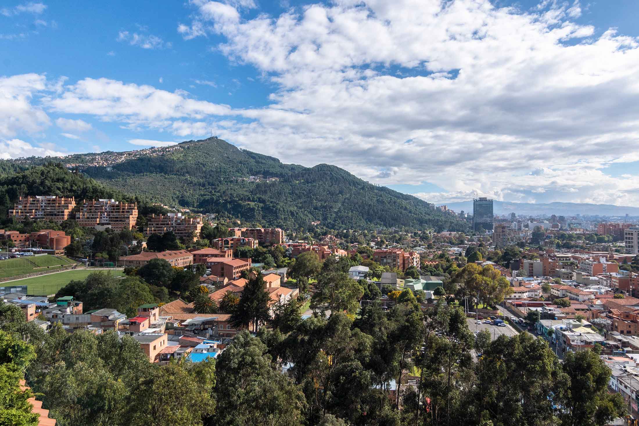 cerros-de-los-alpes-bogota